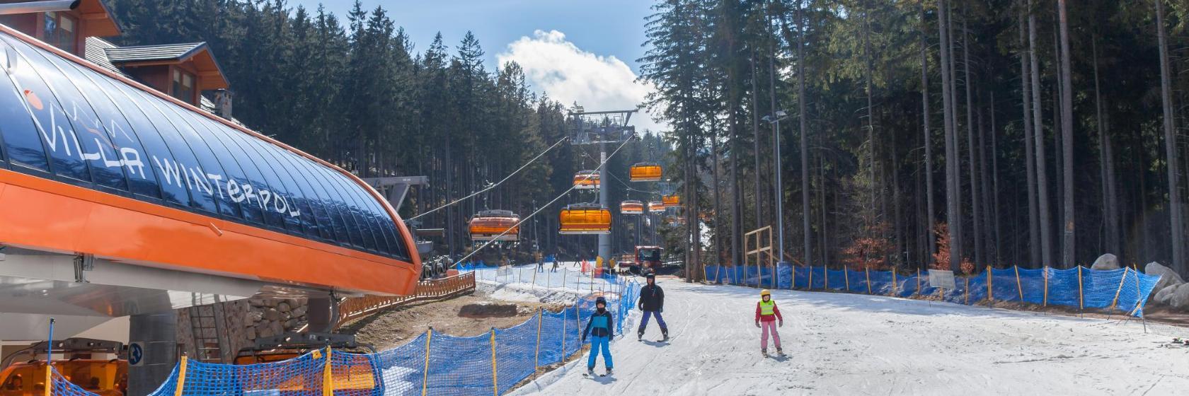 Wyciąg narciarski Biały Jar